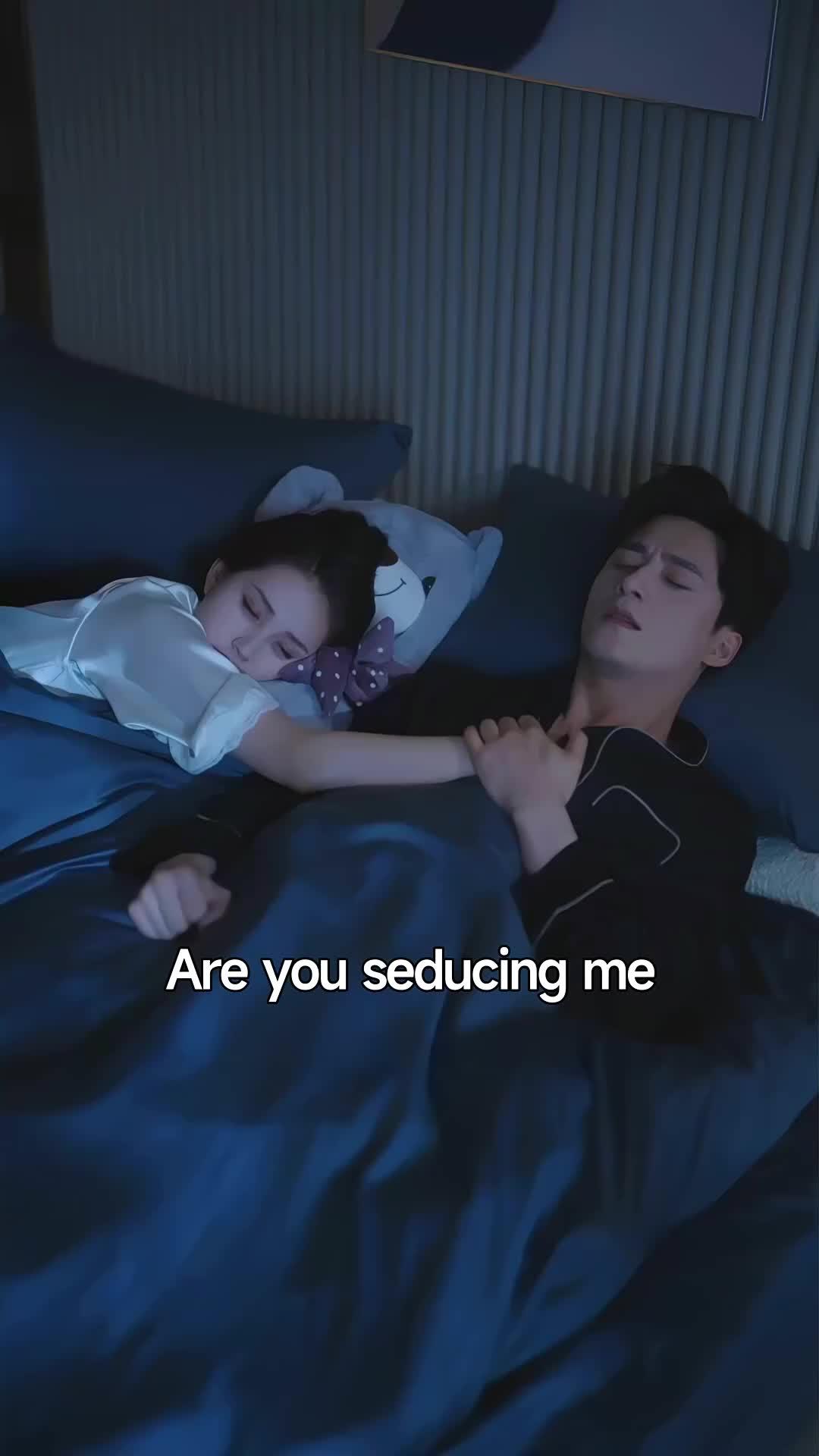 Off-Screen Lovers — Episode 10