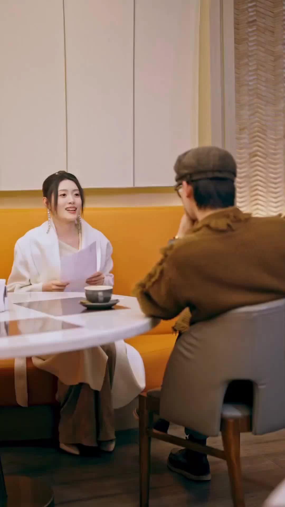（Dubbed）The Double Life of My Mysterious CEO — Episode 6